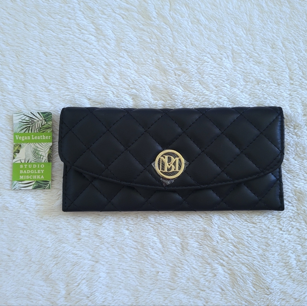 Badgley Mischka Diamond♦️ Quilted Black🖤 Flap Wallet - NWT - Picture 2 of 14